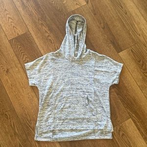 Athleta Girl Hoodie Kickin' It Poncho Short Sleeve Gray Pullover size L/12